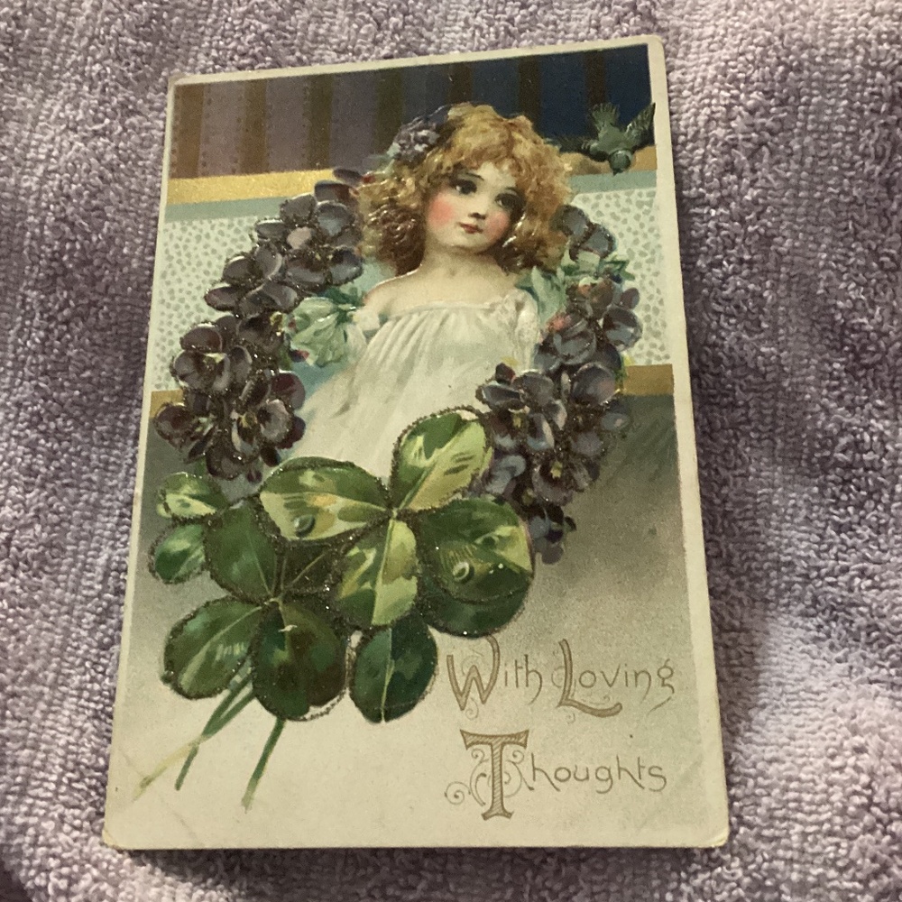 Antique postcard WITH LOVING THOUGHTS Girl & Violets Wreath & 4 Leaf Clovers ☘️